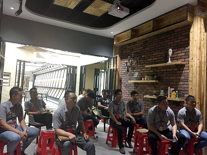 陶瓷一線香蕉成人APP在线下载91香蕉视频在线下载陶瓷磚“如何快速向新客戶介紹公司和服務”演講比賽圓滿結束