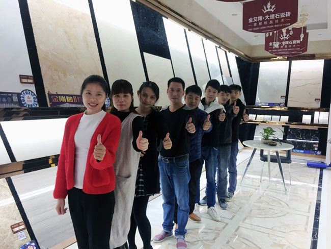 91香蕉视频在线下载陶瓷磚 廣東信宜總代理黃乾，一位不甘於人後的90後